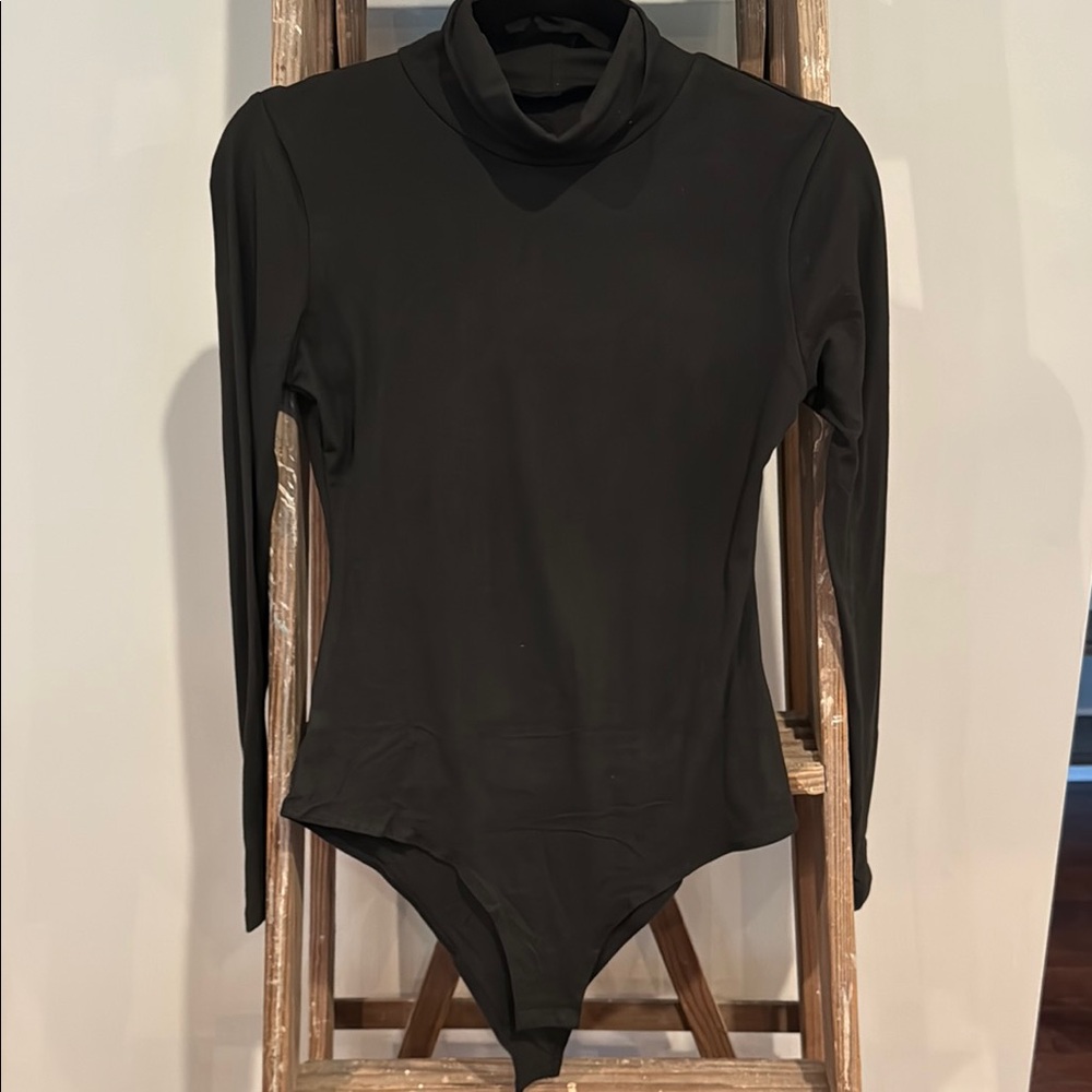 👗Bundle 5/$25👗 Black Women’s Bodysuit NWOT